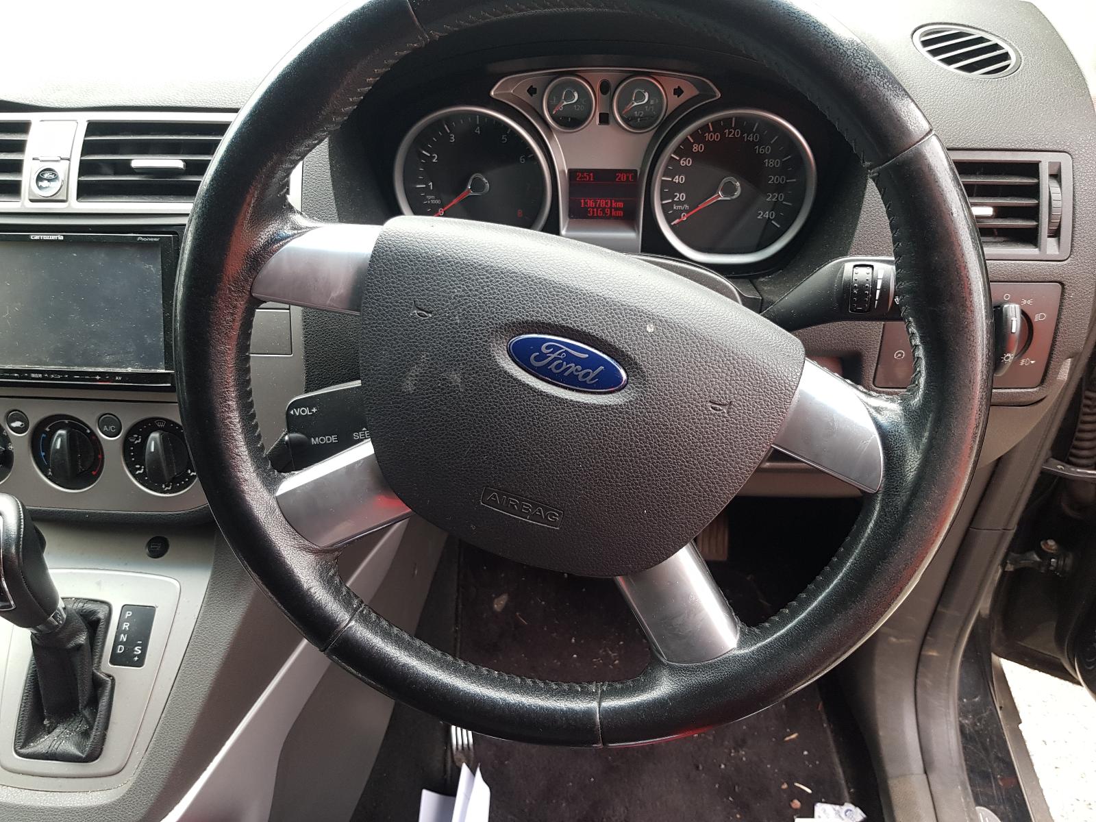 Ford Kuga - TE 2012-2013