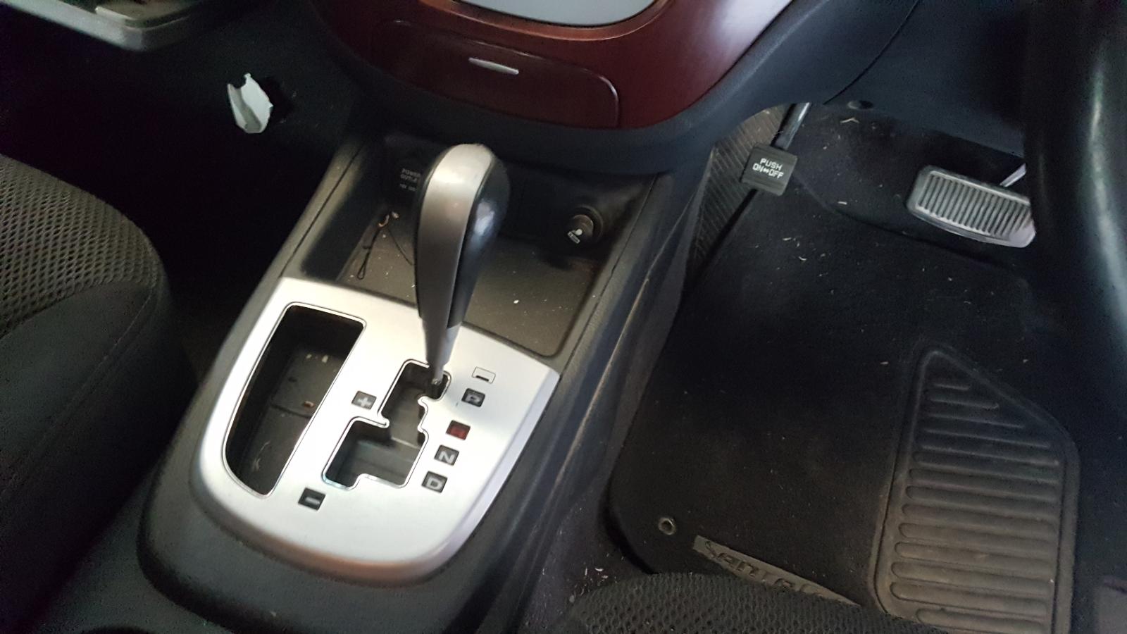 Hyundai Santa Fe - 2006-2012