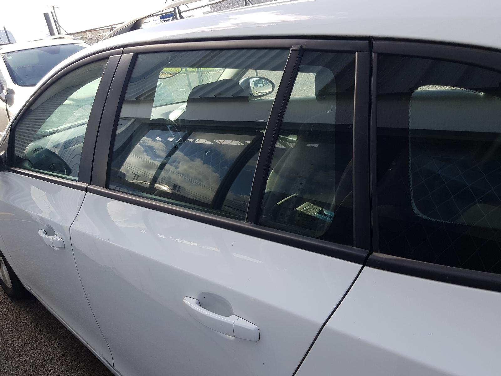 Holden Cruze - 2009-Present