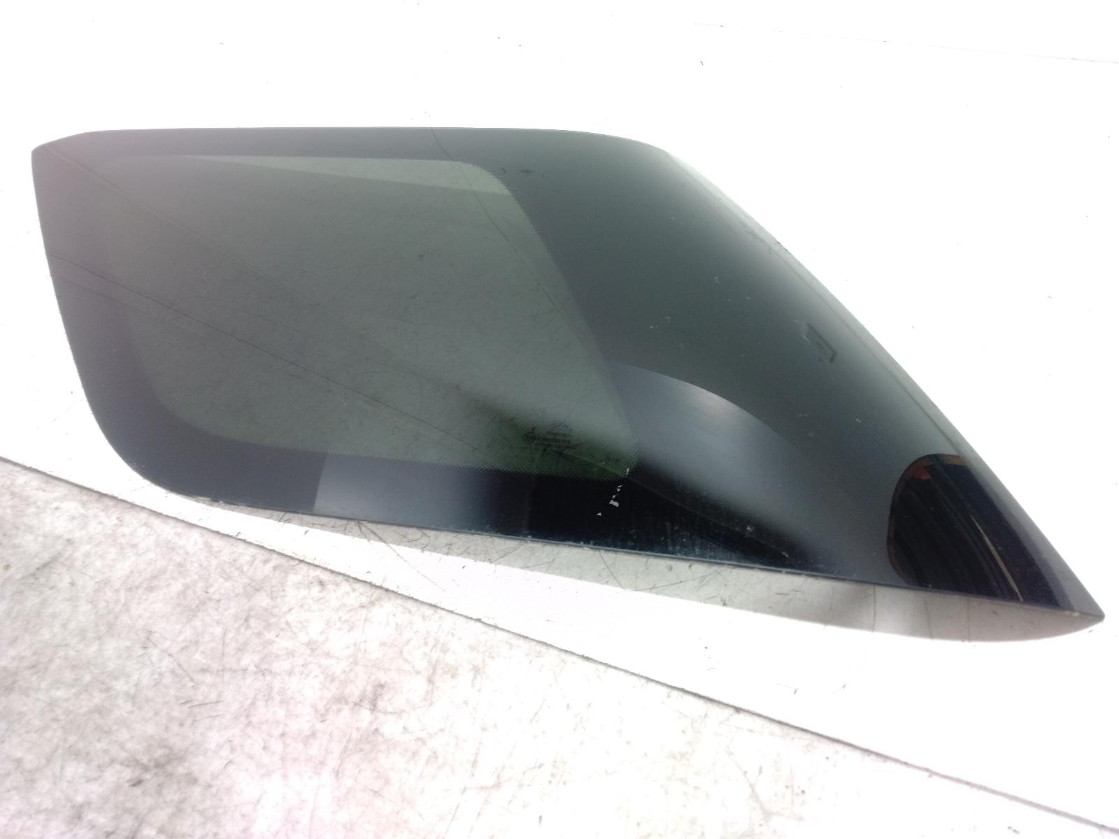 Left_Rear_Side_Glass