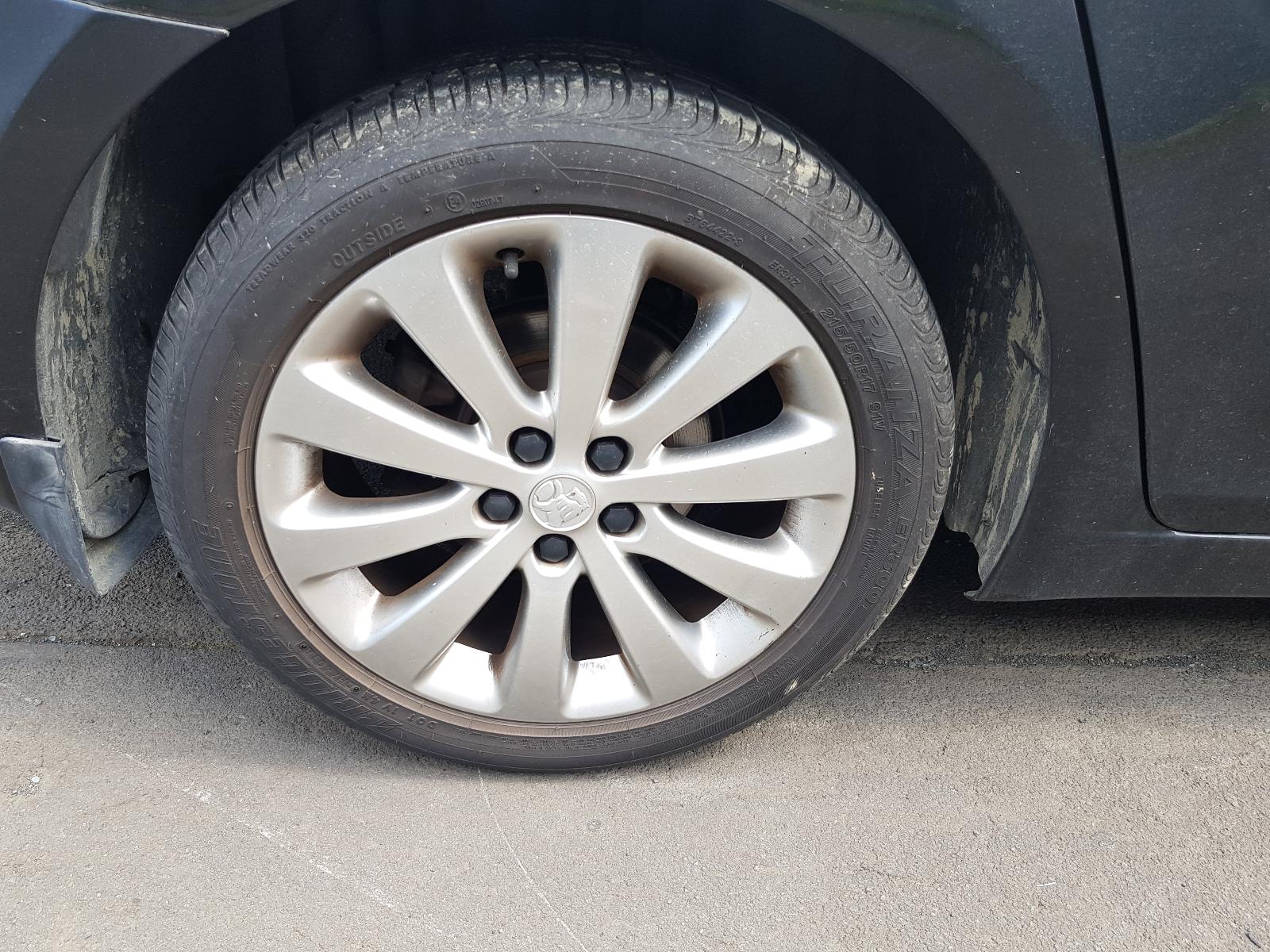 Holden Cruze - 2009-Present