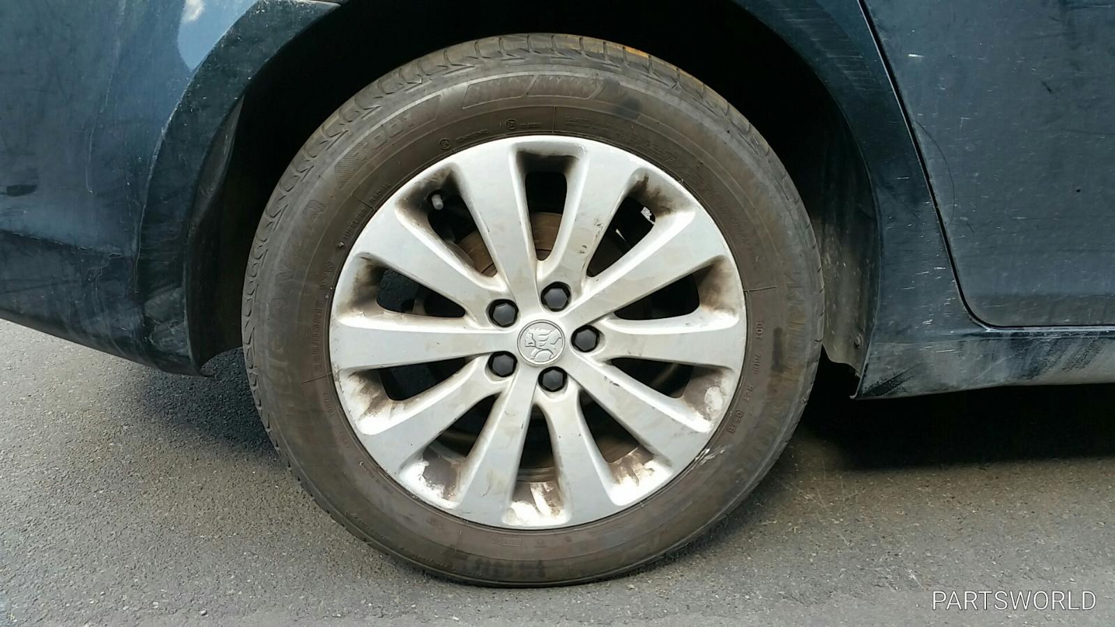 Holden Cruze - 2009-Present