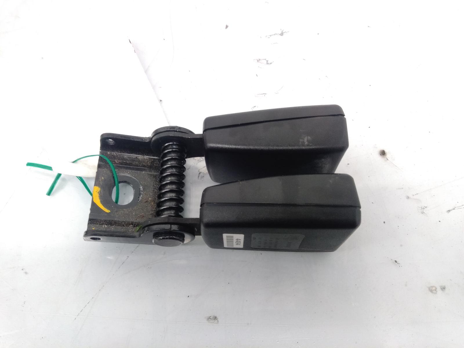 Seat_Belt_Stalk