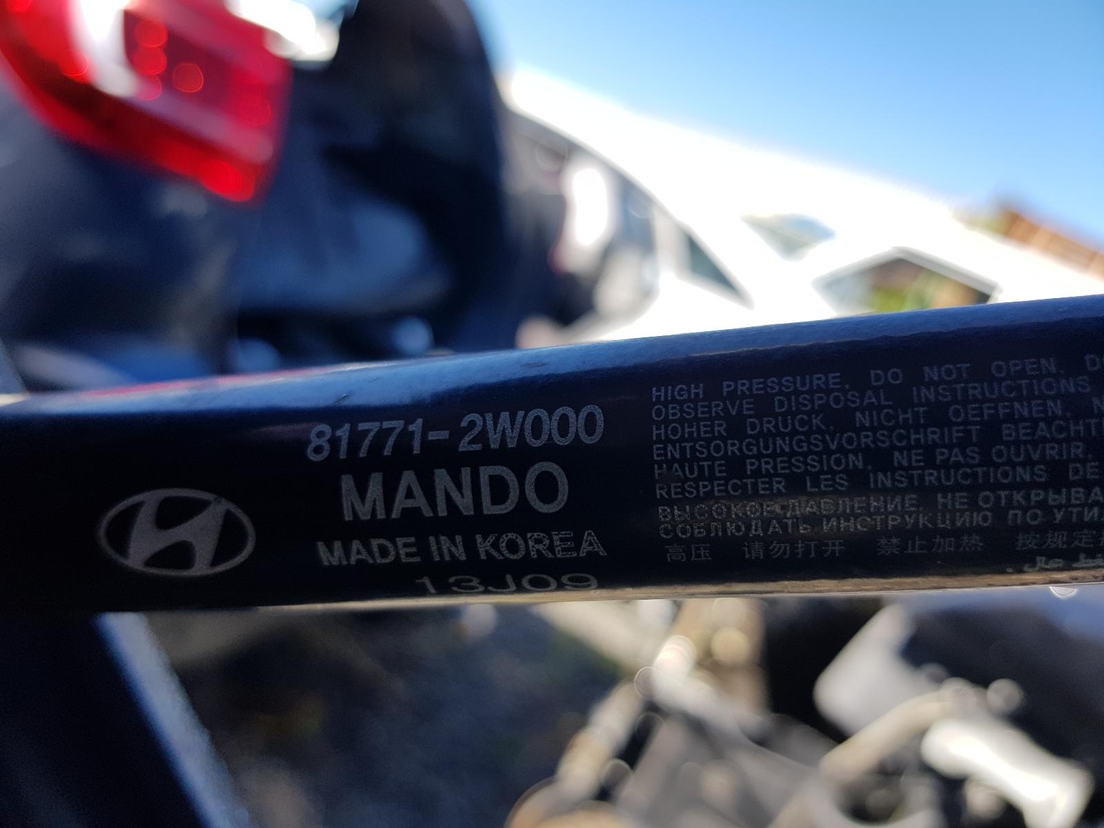 Hyundai Santa Fe - 2013-Present