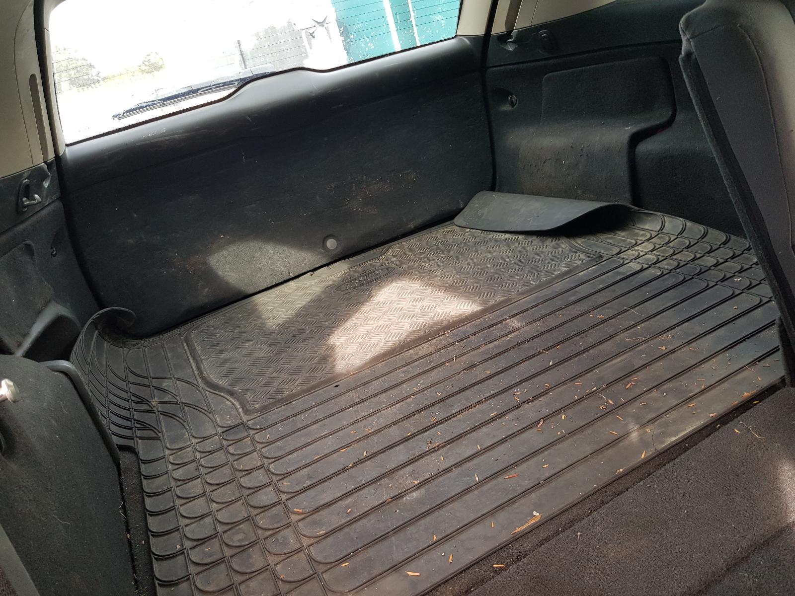 Holden Commodore - VE Omega 06-