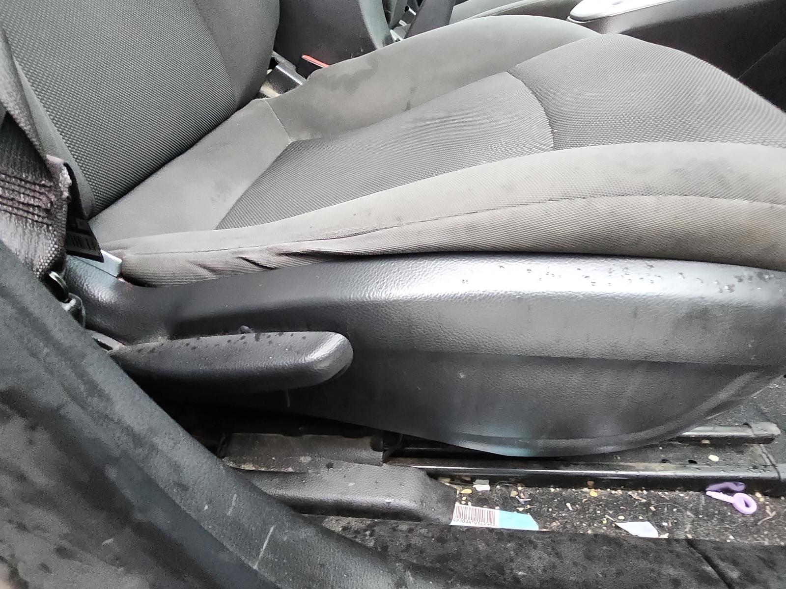 Holden Cruze - 2009-Present