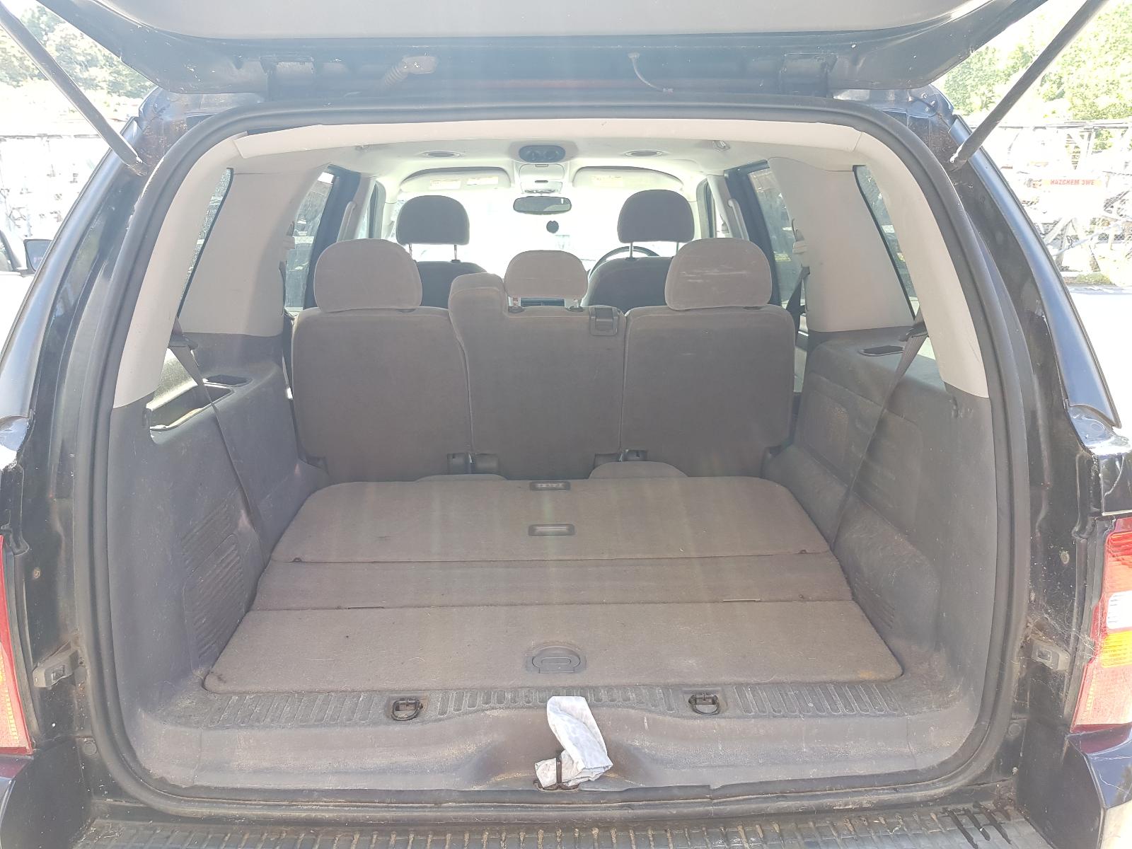 Ford Explorer - UT 2001-2005