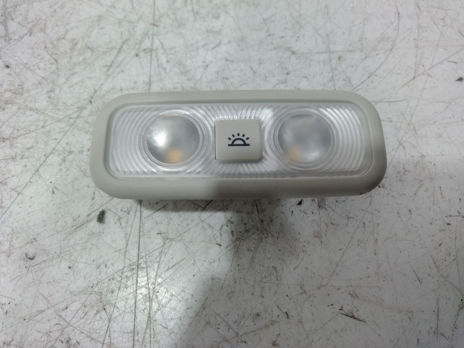 Courtesy_Light