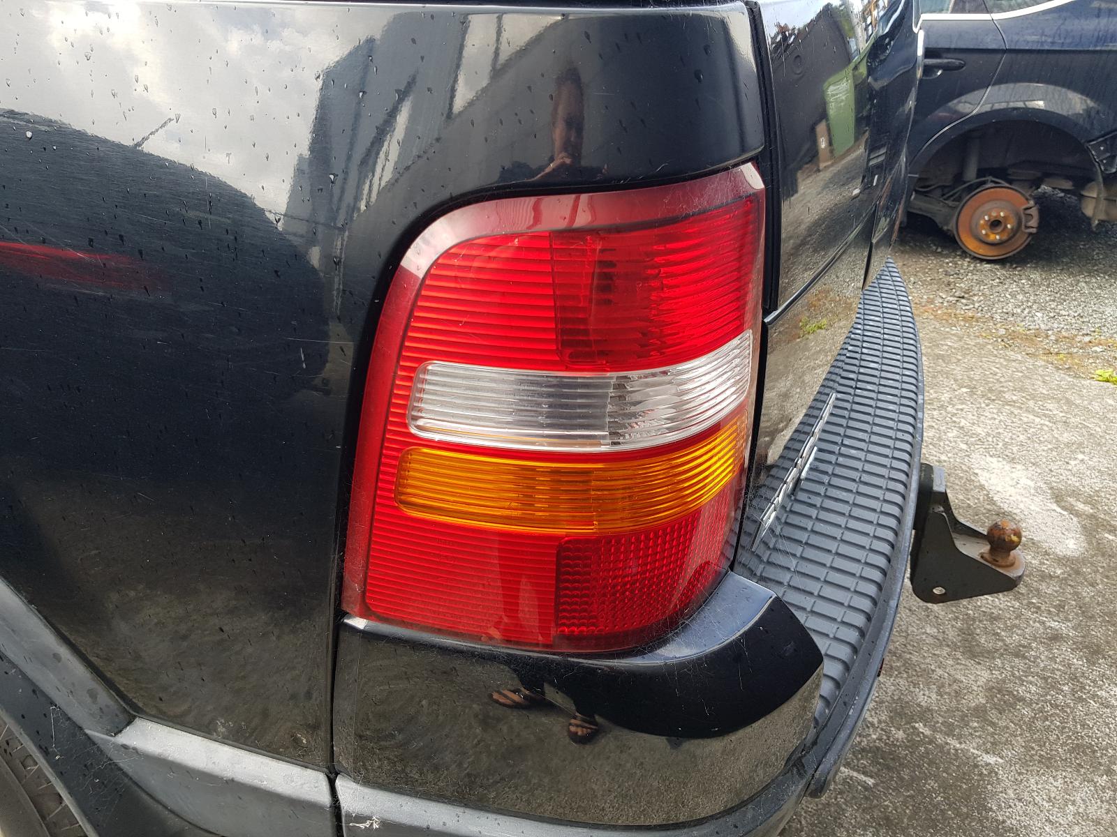 Ford Explorer - UT 2001-2005