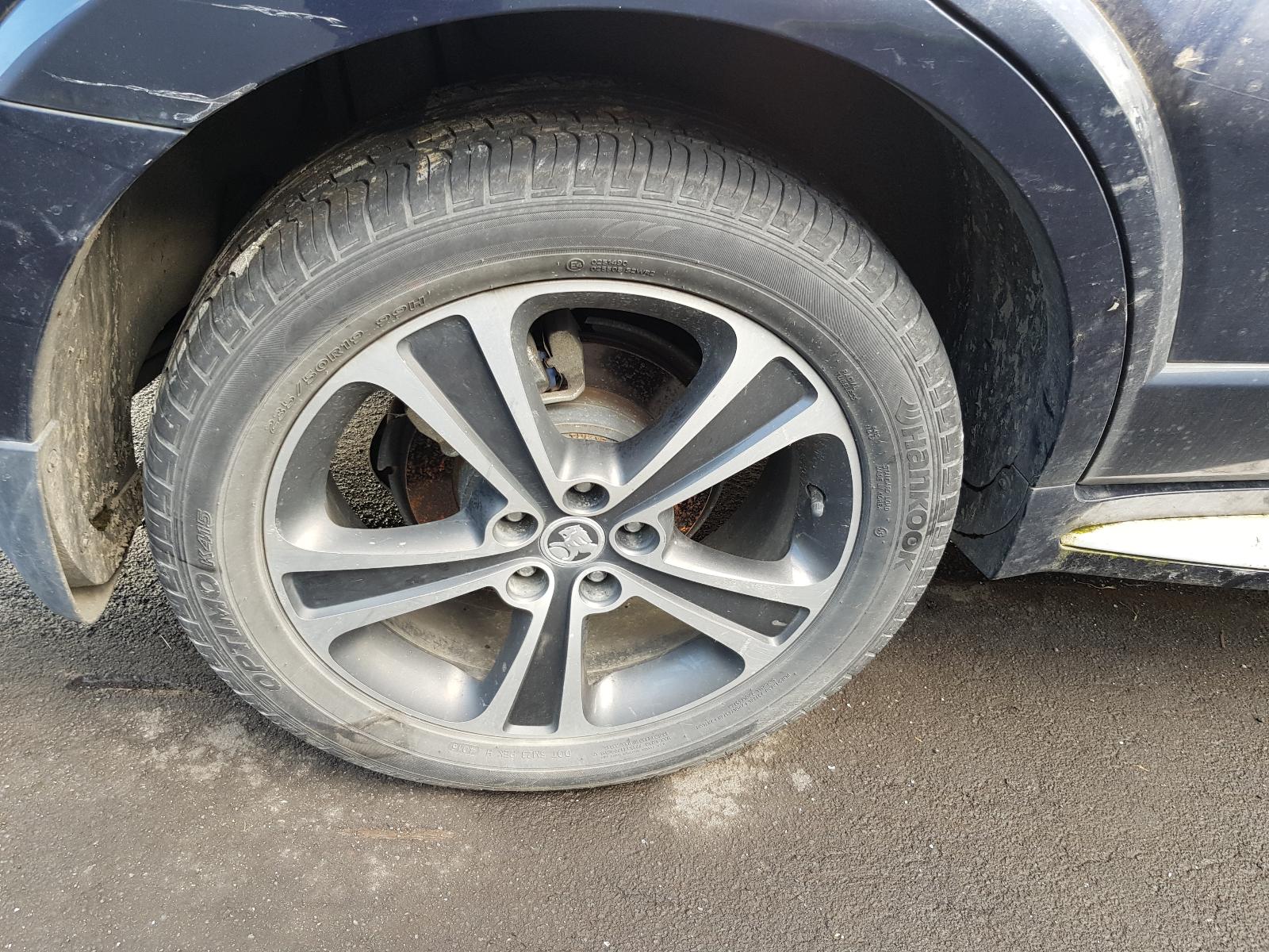 Holden Captiva - Captiva 7 2011-Present