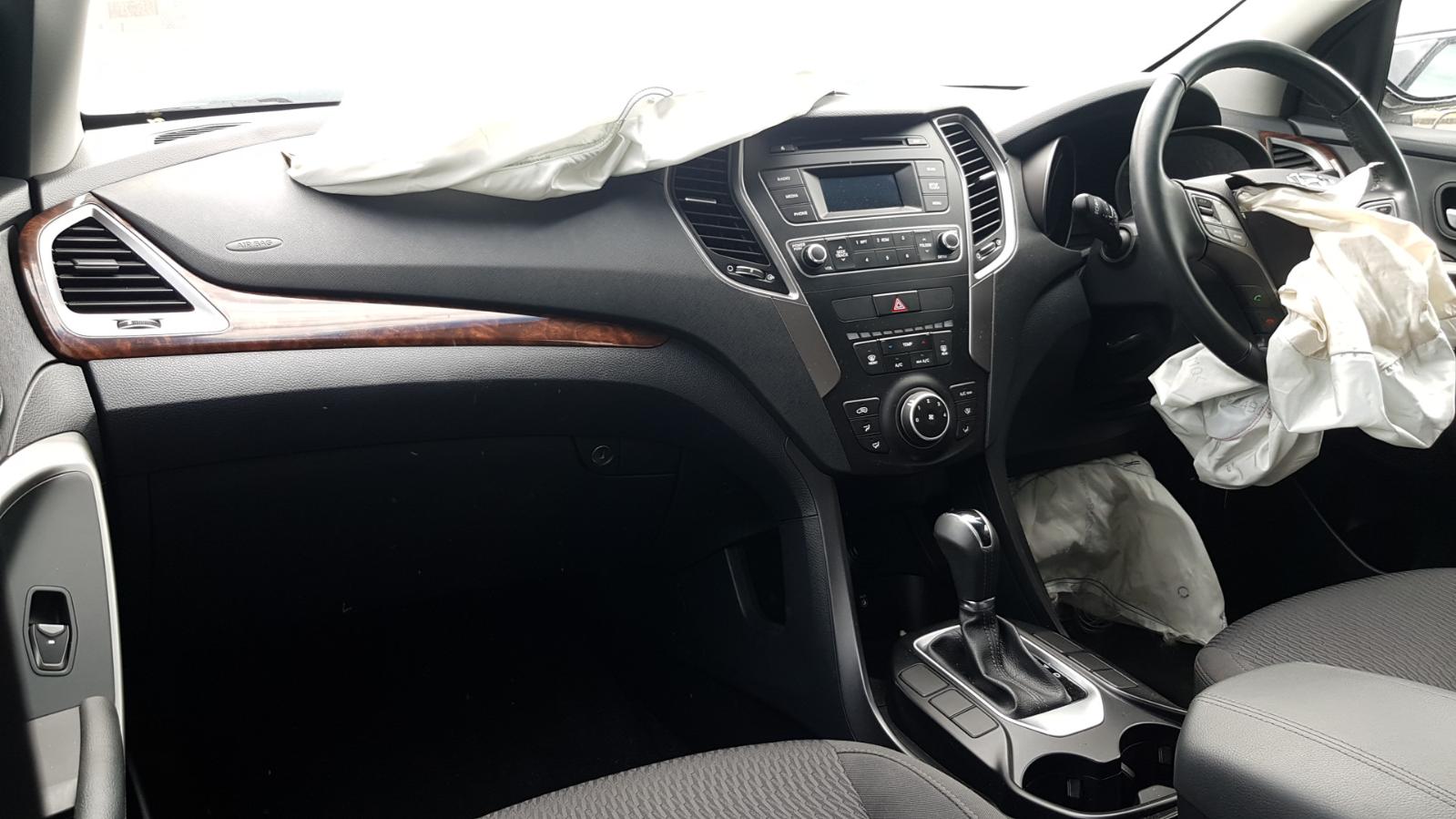 Hyundai Santa Fe - 2013-Present