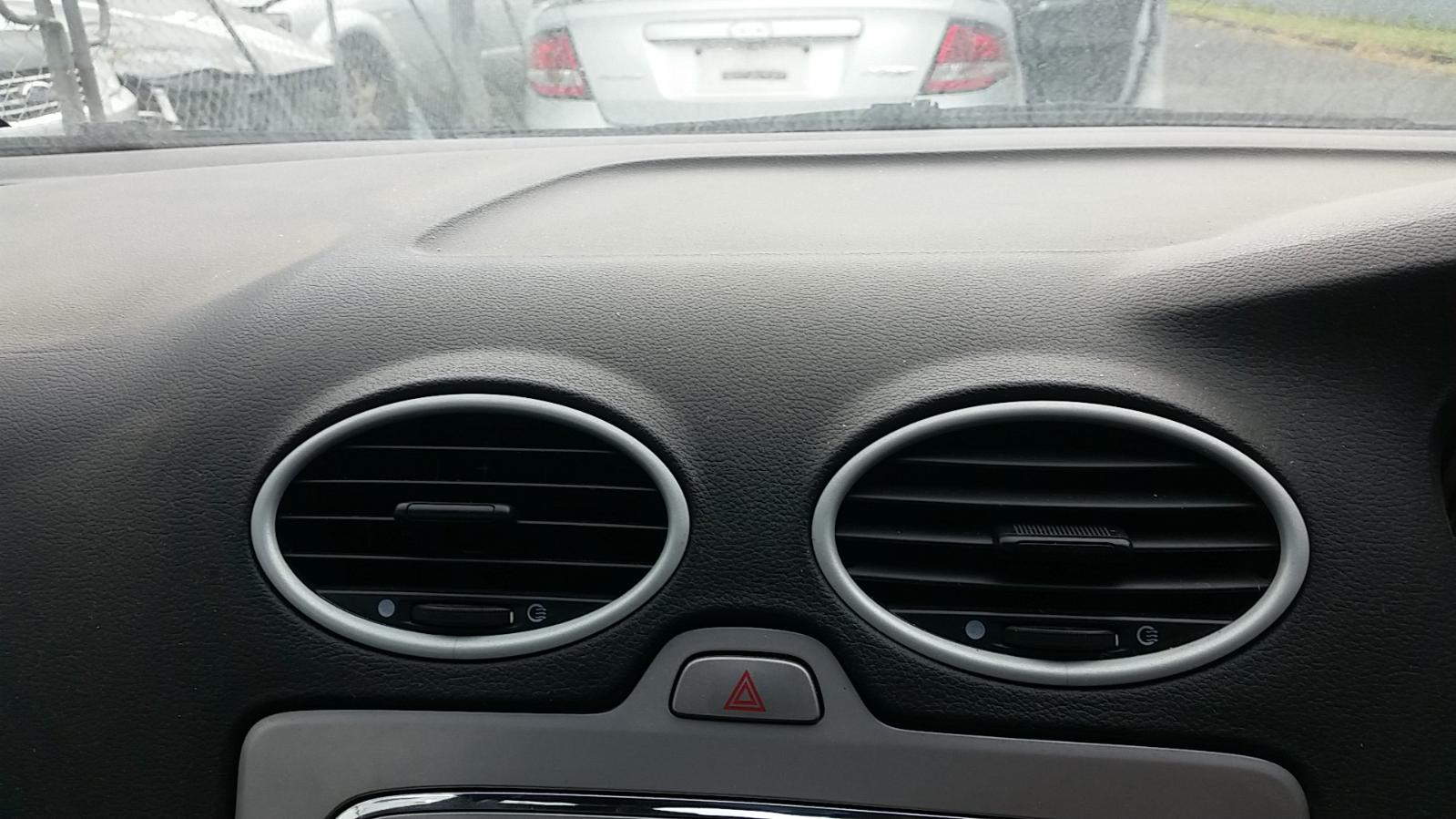 Ford Focus - LT-LV 2008-2011