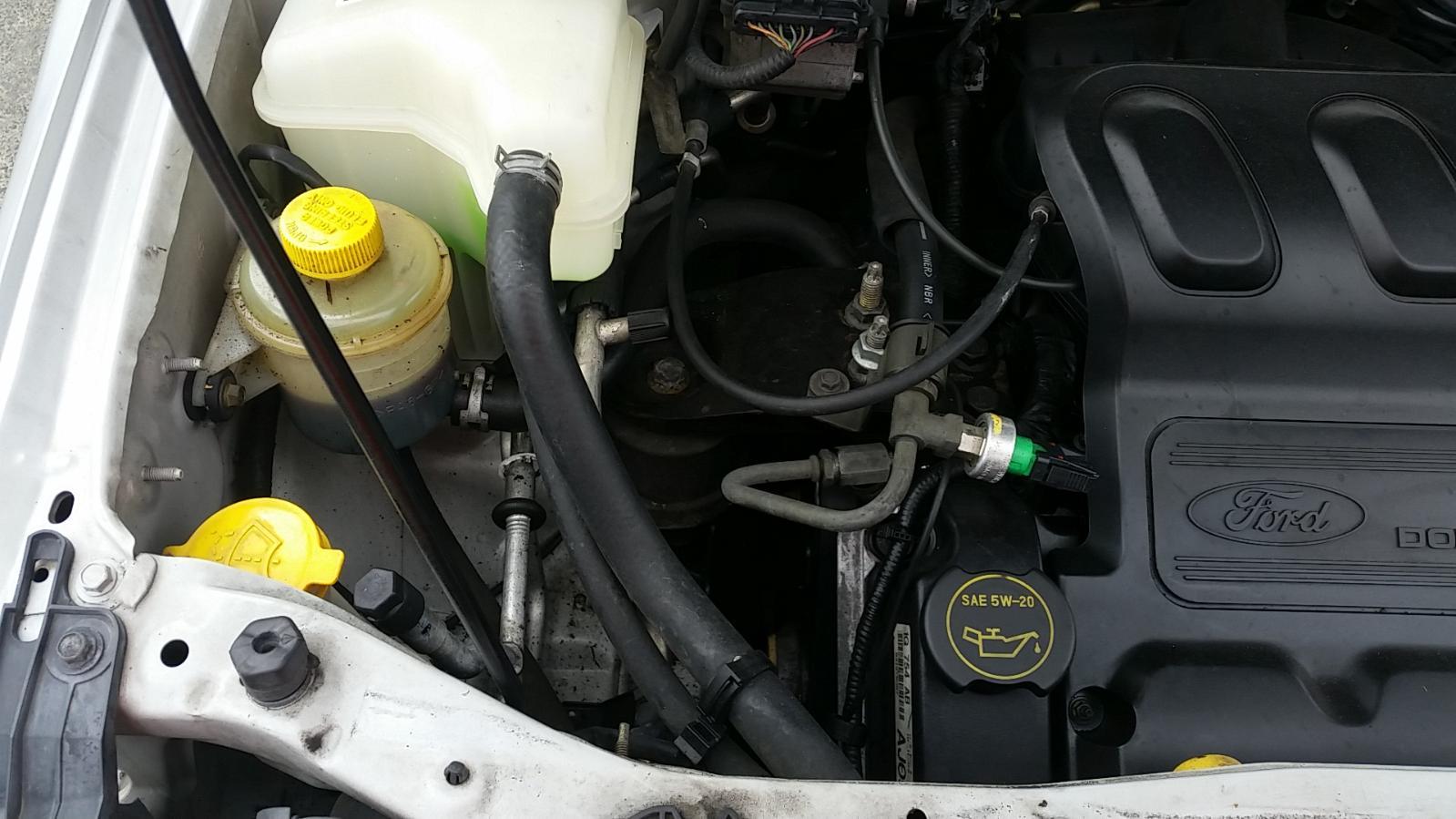 Ford Escape - EP 2001-2003