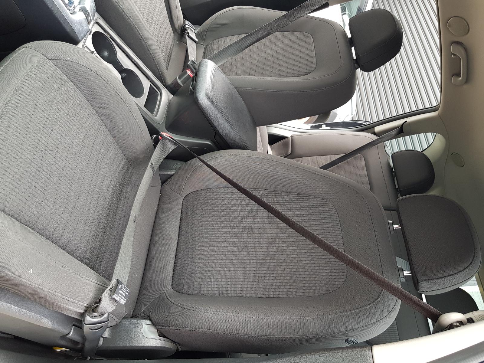 Holden Captiva - Captiva 7 2011-Present