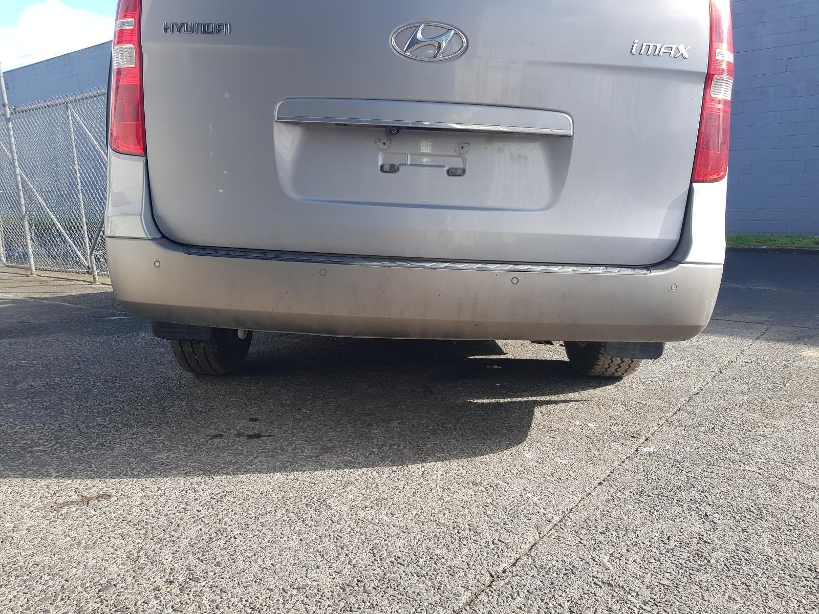 Hyundai H1 Van - 2008-2016