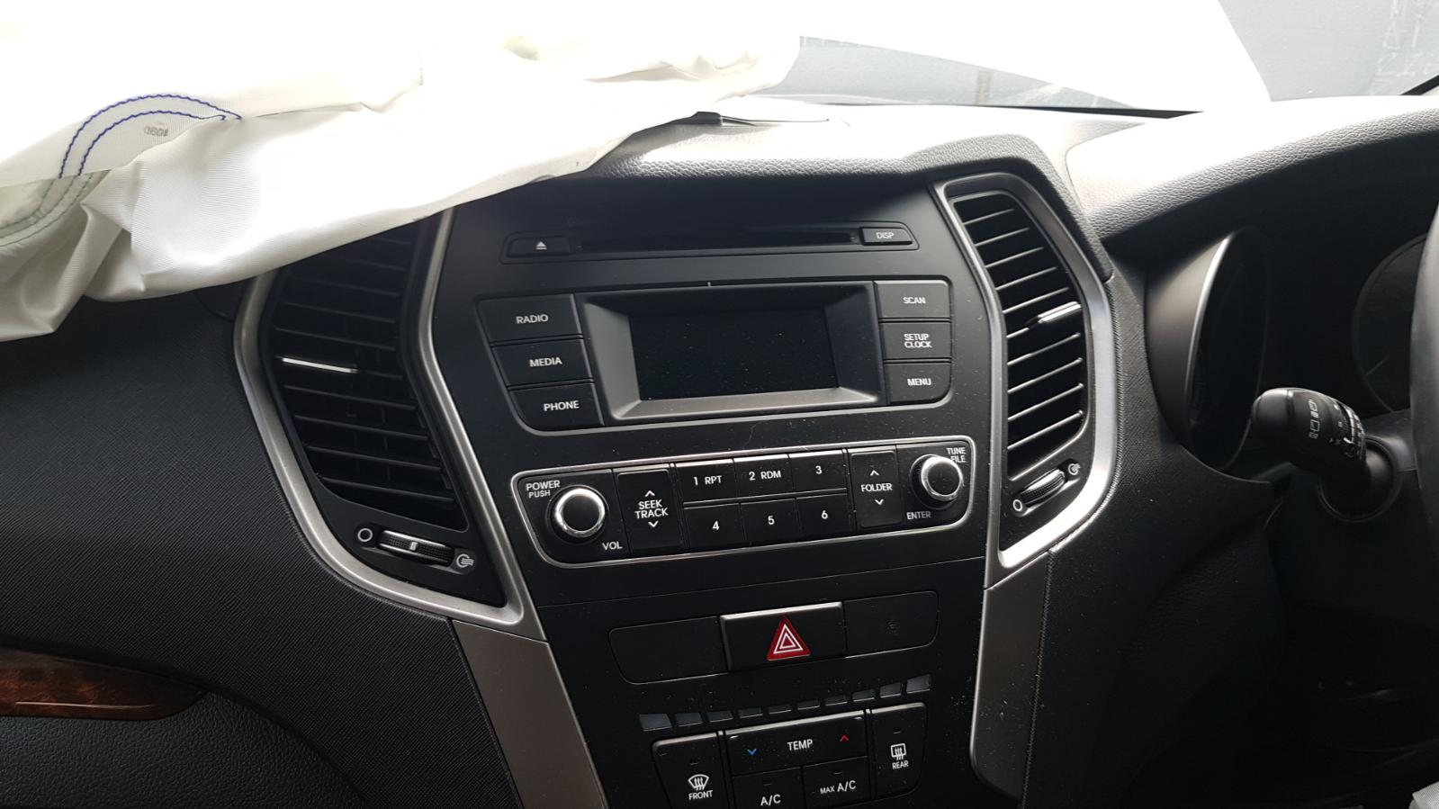 Hyundai Santa Fe - 2013-Present