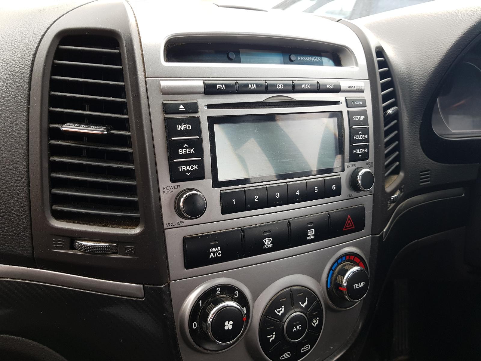 Hyundai Santa Fe - 2006-2012