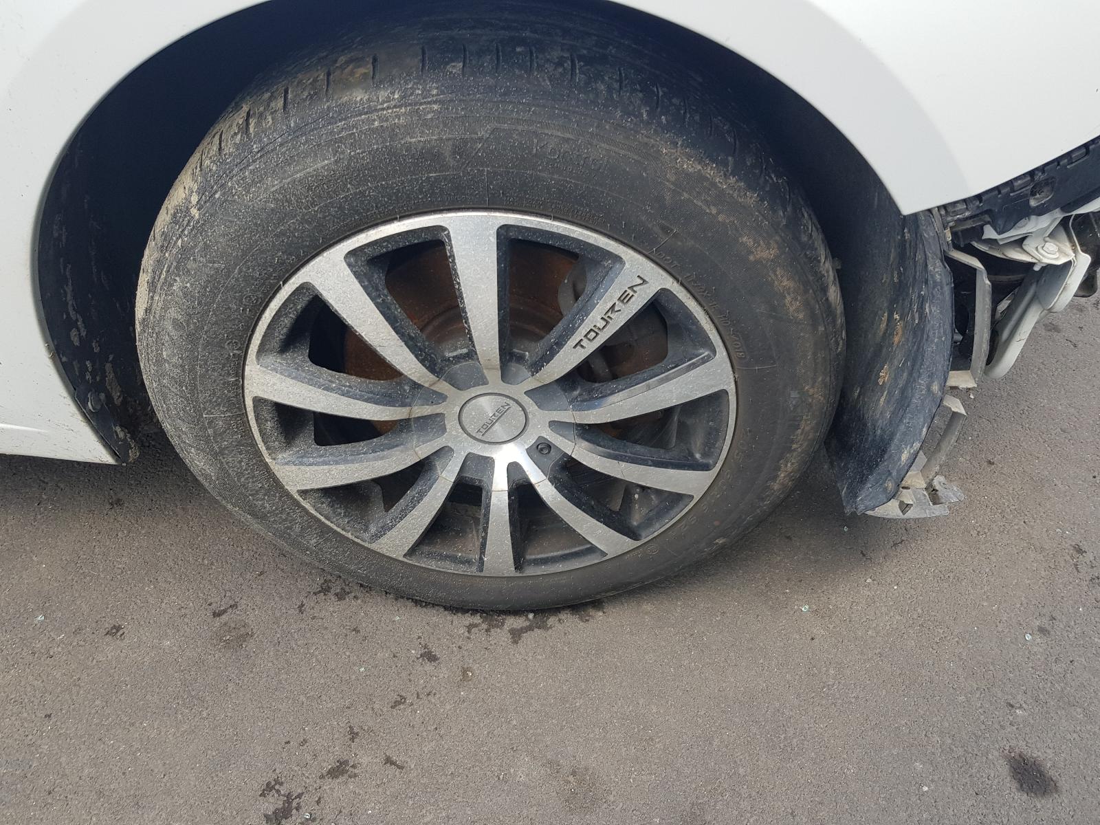 Holden Cruze - 2009-Present