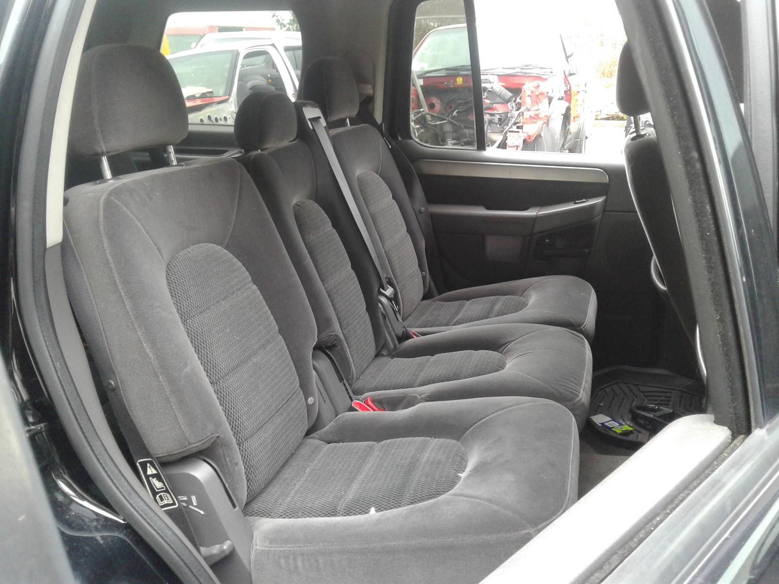 Ford Explorer - UT 2001-2005