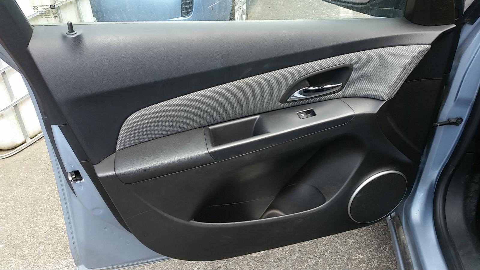 Holden Cruze - 2009-Present