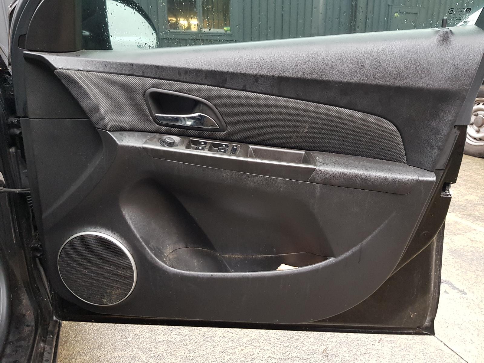 Holden Cruze - 2009-Present