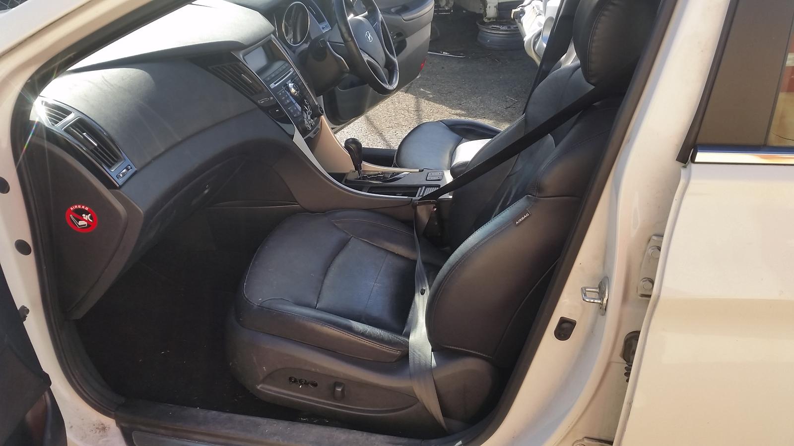 Hyundai i45 - 2010-2013