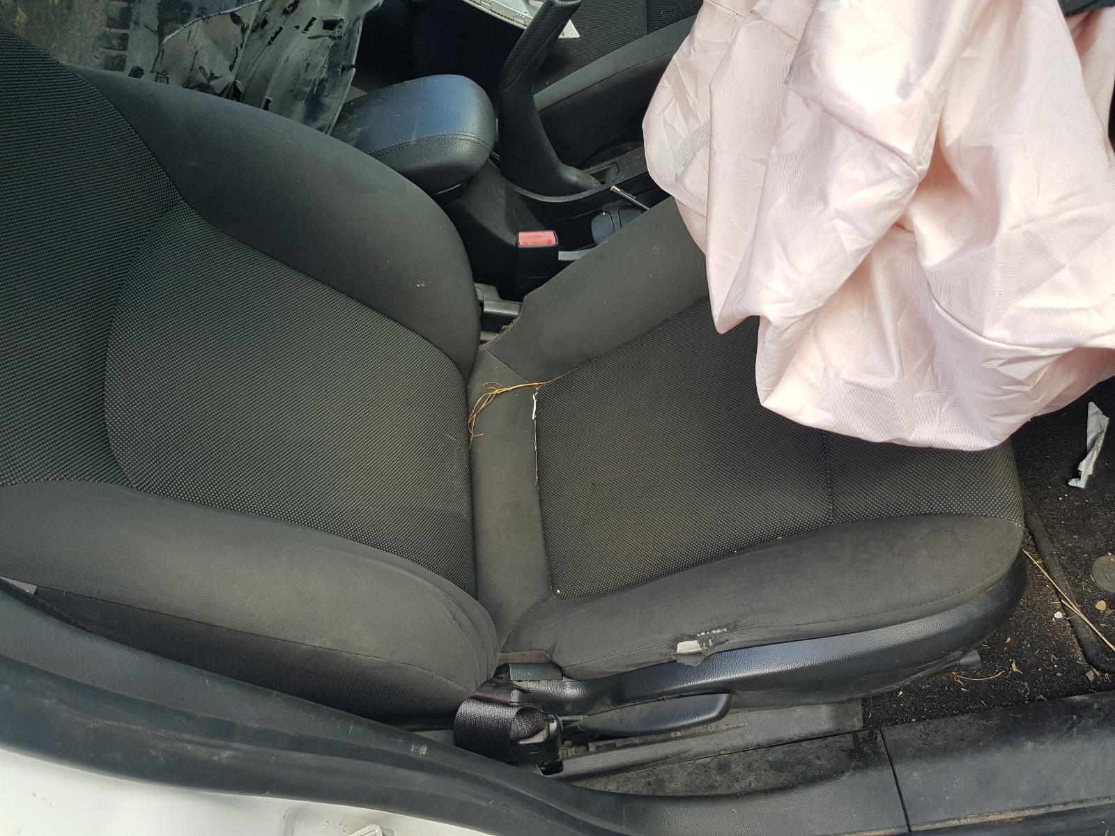 Holden Cruze - 2009-Present