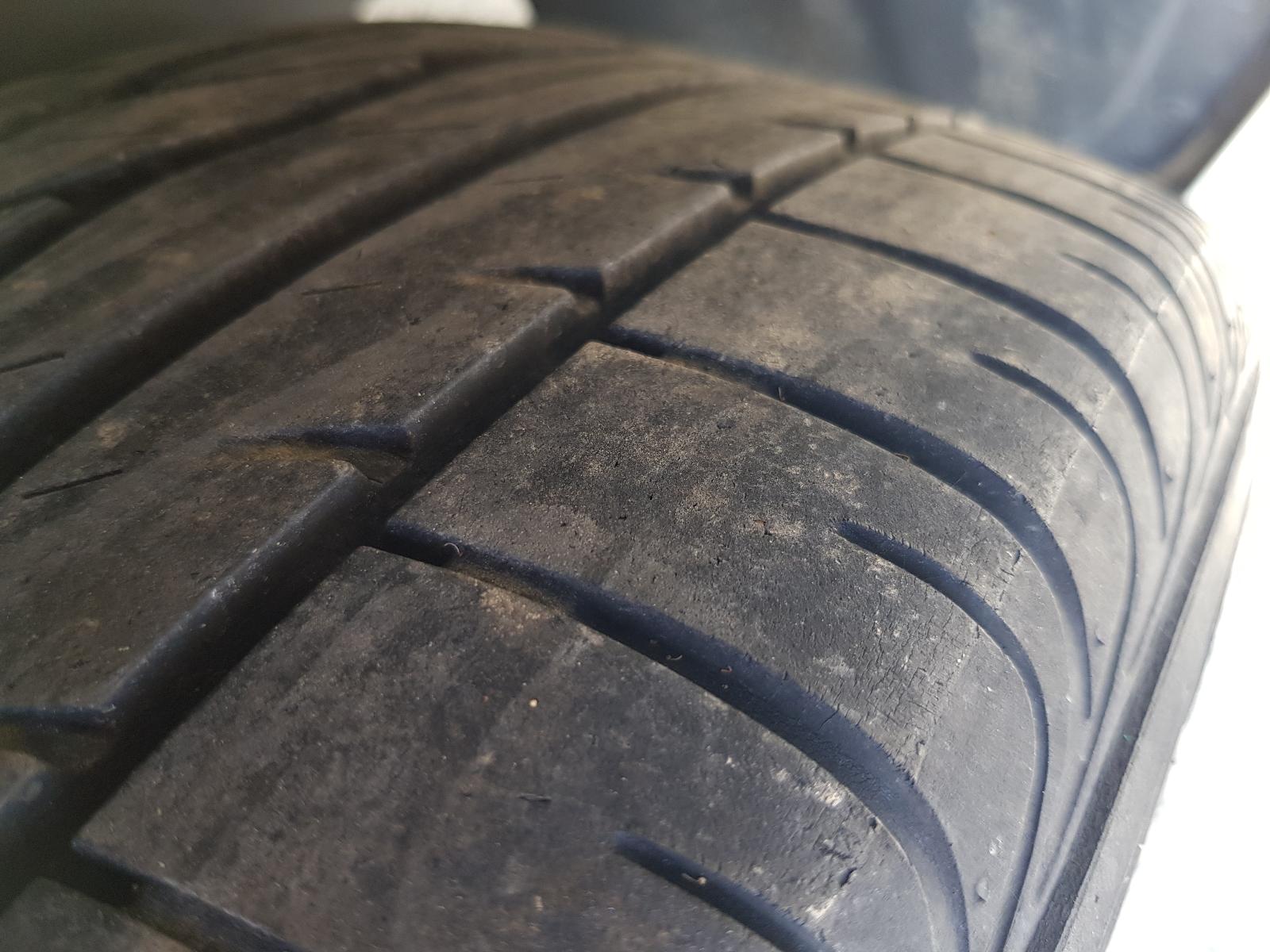 Holden Cruze - 2009-Present