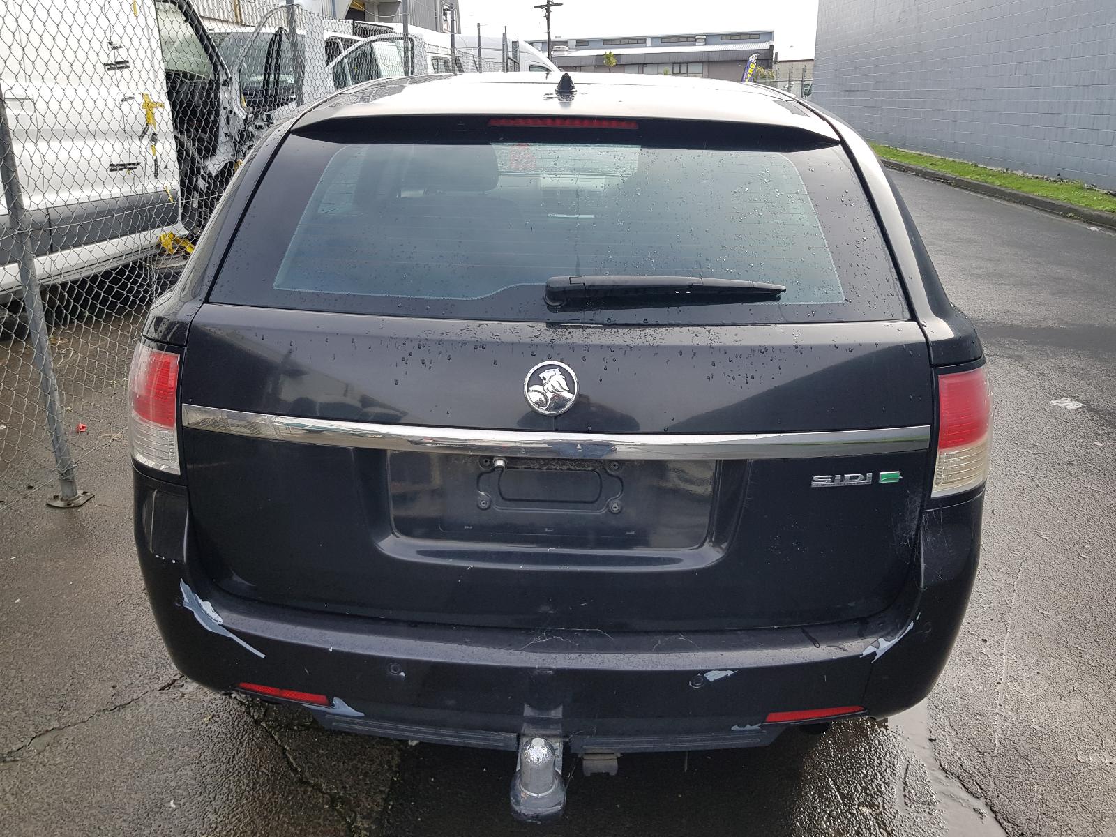 Holden Commodore - VE Omega 06-