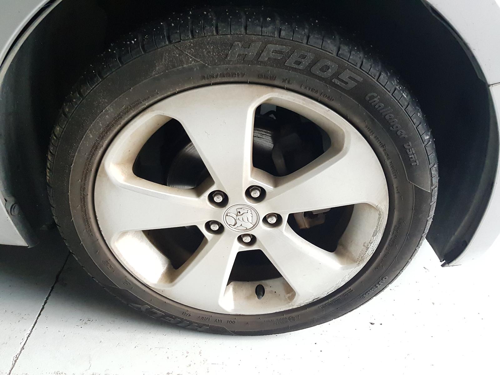 Holden Cruze - 2009-Present