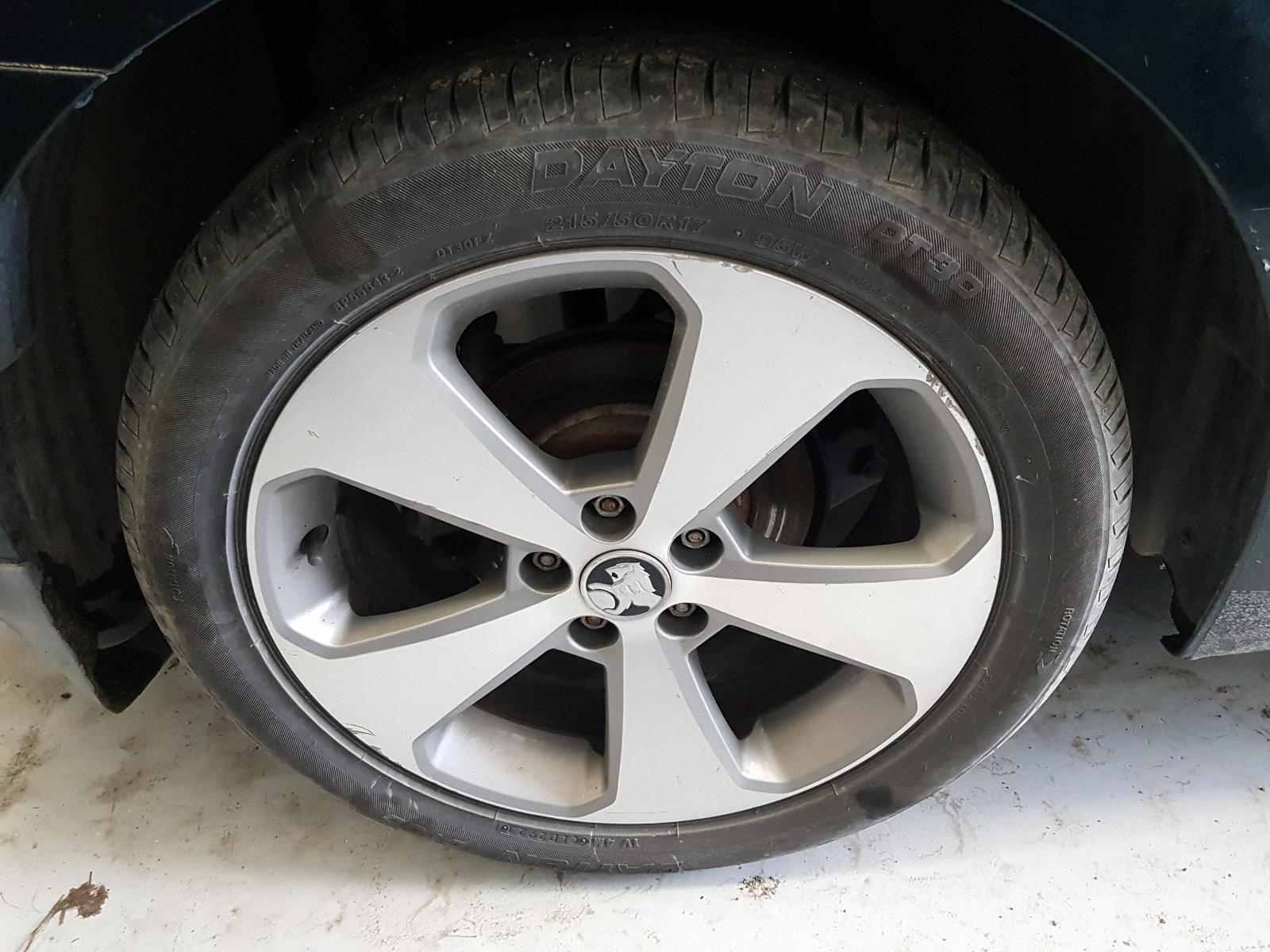 Holden Cruze - 2009-Present