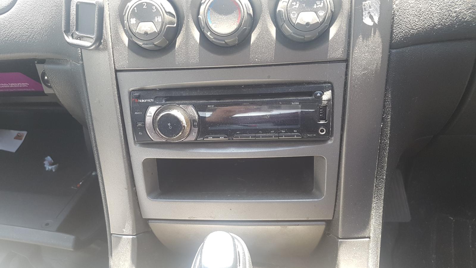 Holden Commodore - VY  2002-2004