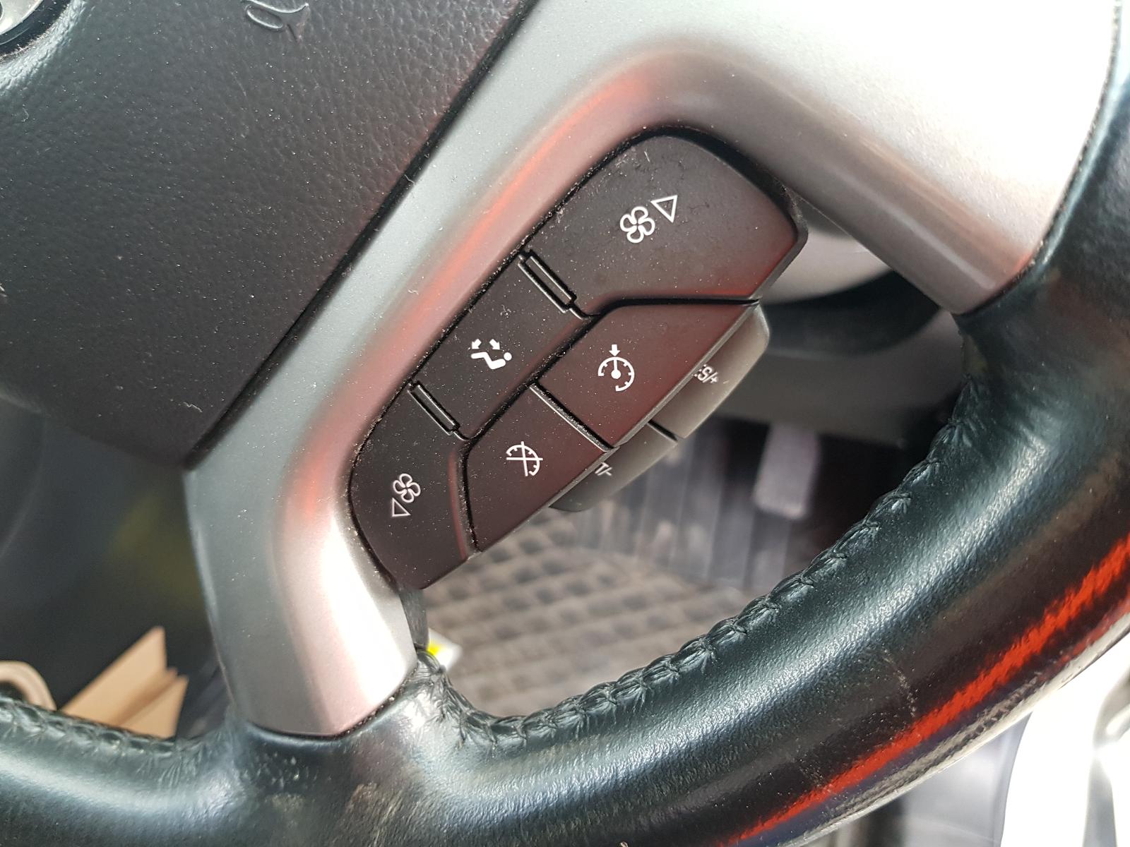 Holden Captiva - Captiva 7 2011-Present