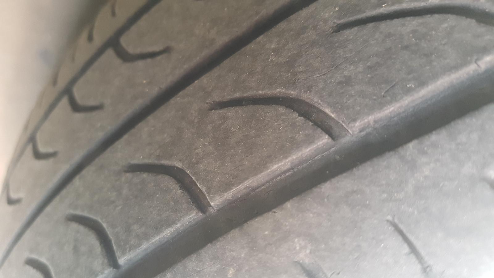 Holden Commodore - VY  2002-2004