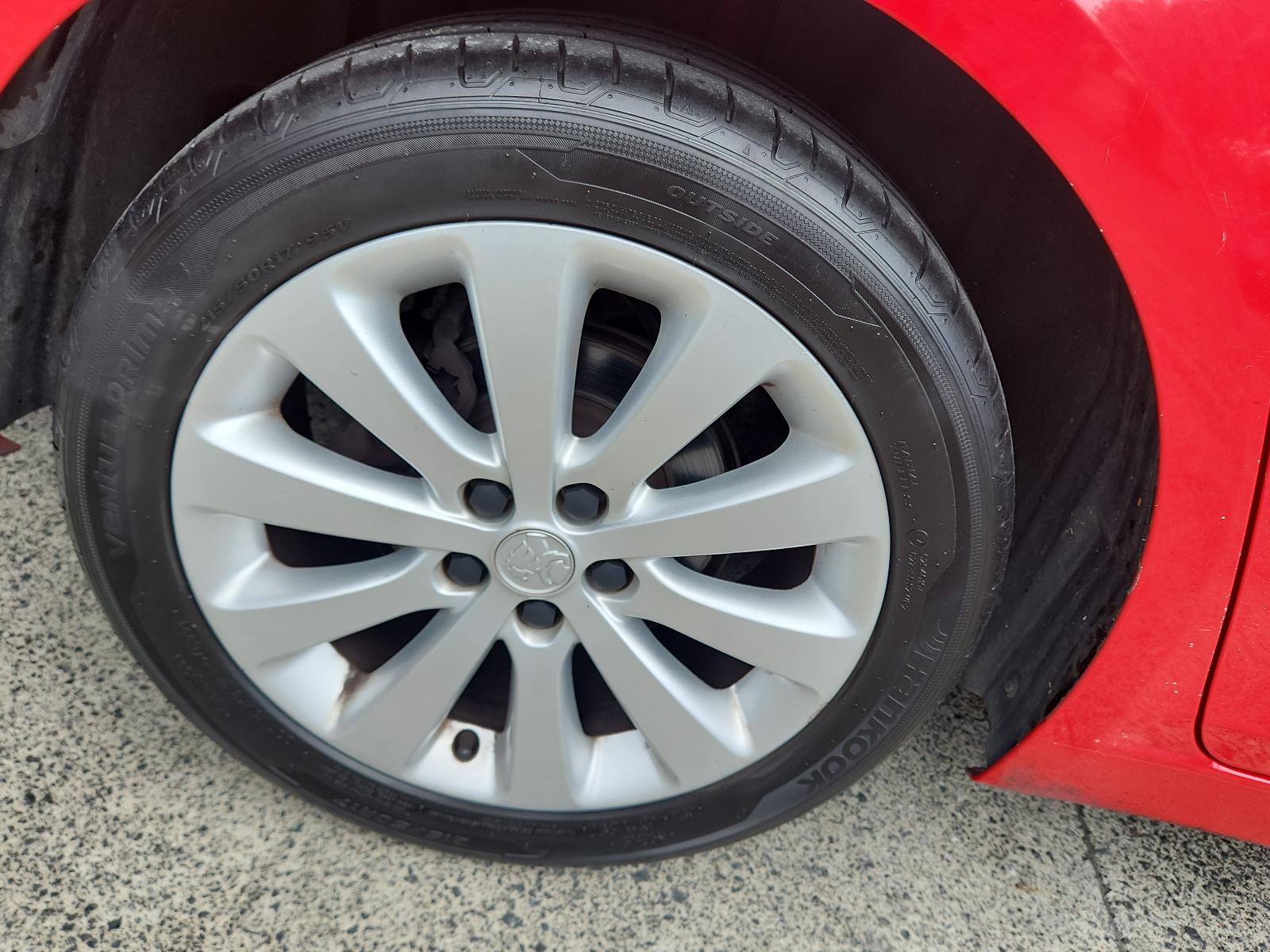 Holden Cruze - 2009-Present