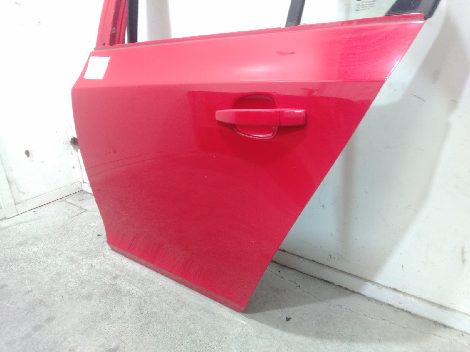 Left_Rear_Door_Sliding