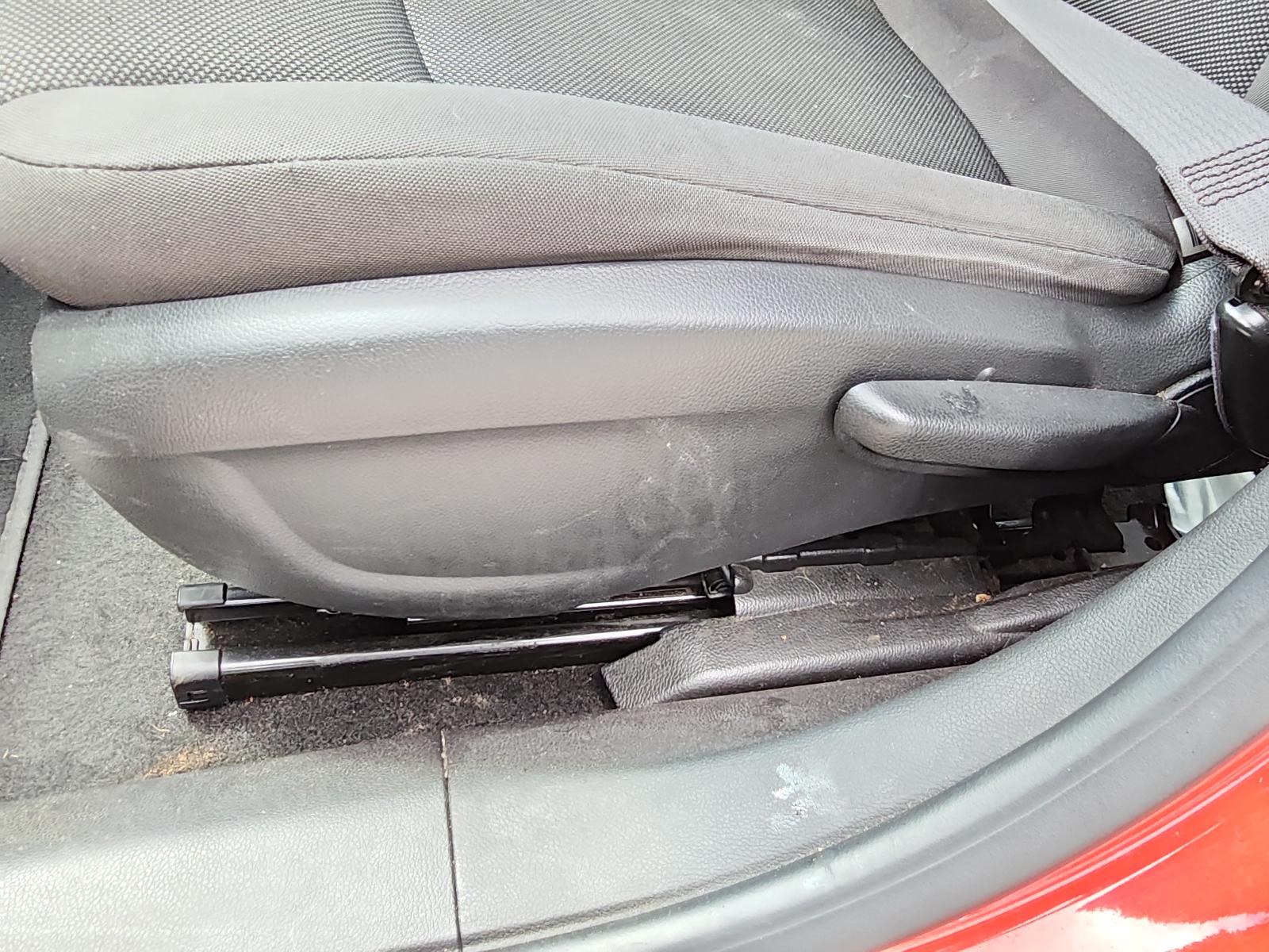 Holden Cruze - 2009-Present