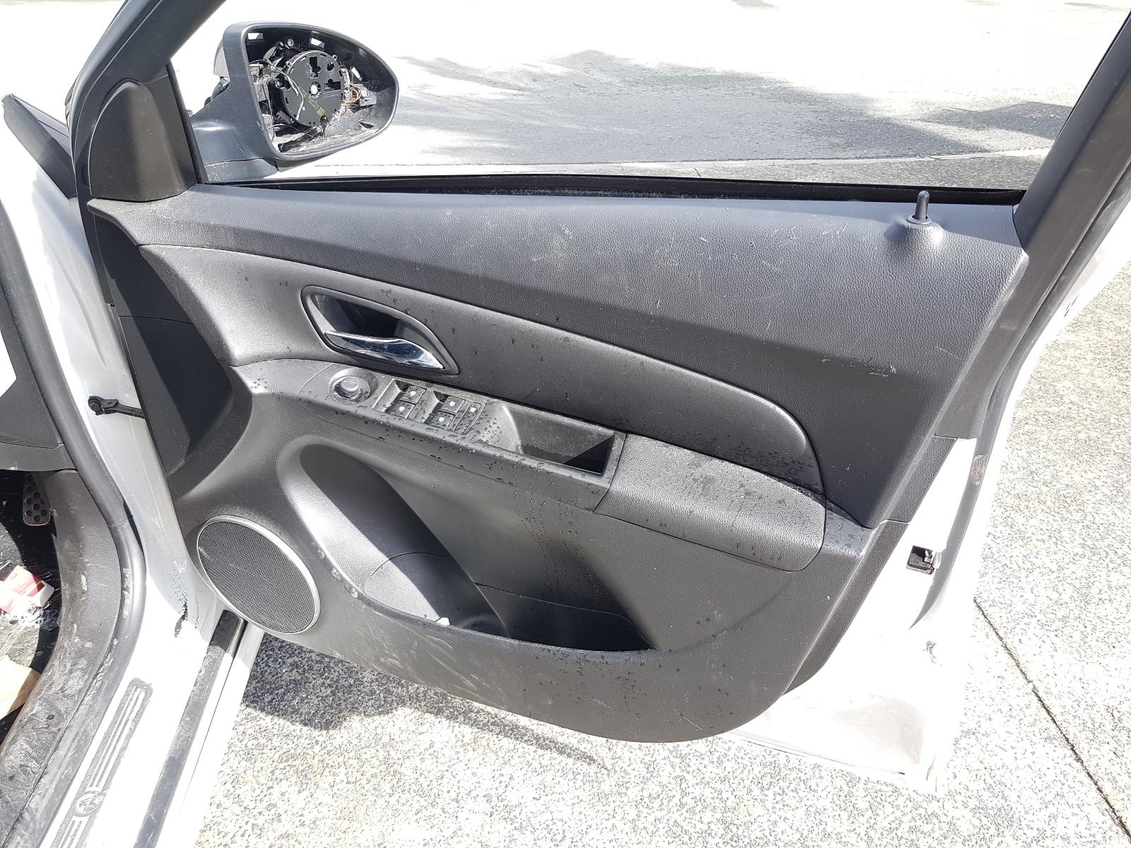 Holden Cruze - 2009-Present