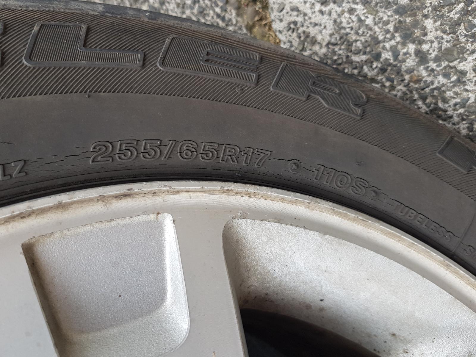 Ford Explorer - UT 2001-2005