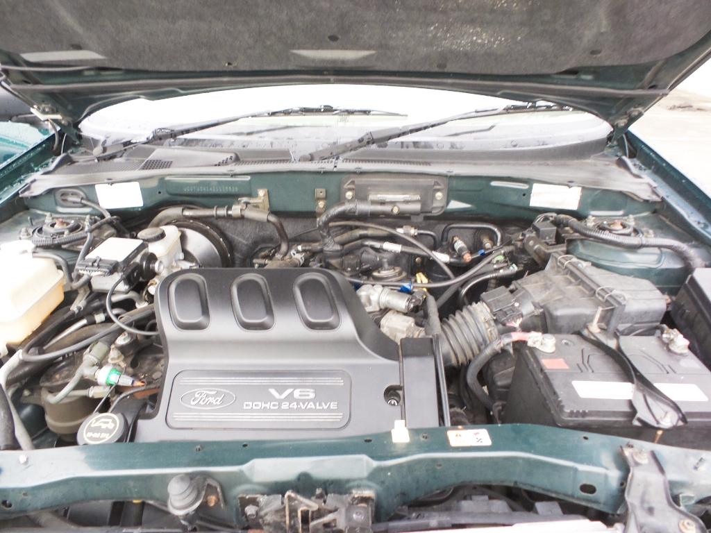 Ford Escape - EP 2001-2003