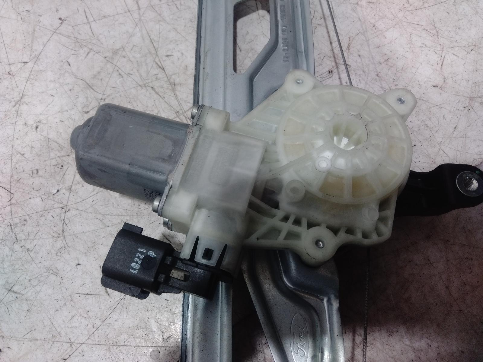 Right_Front_Window_Reg_Motor