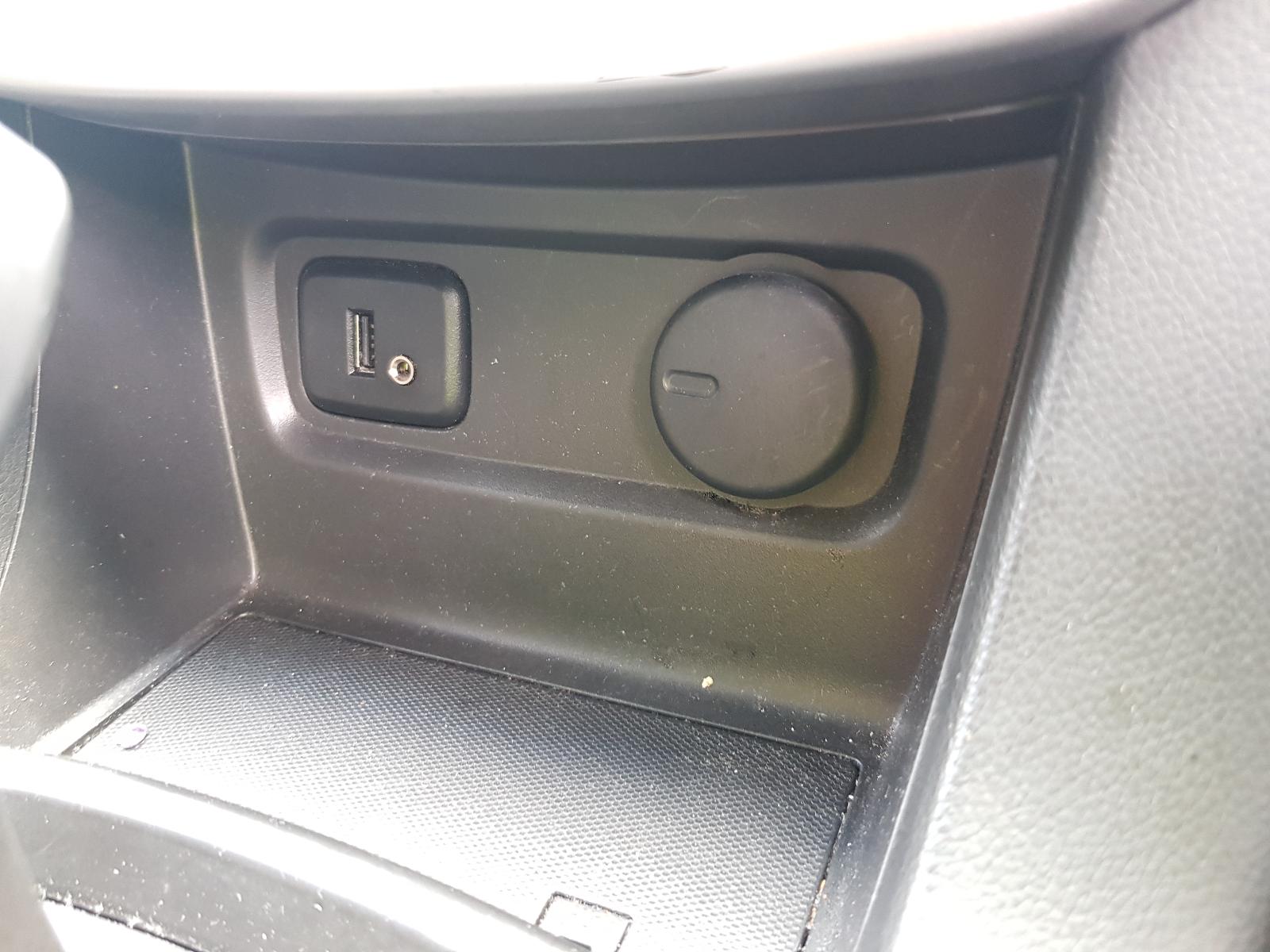 Holden Captiva - Captiva 7 2011-Present