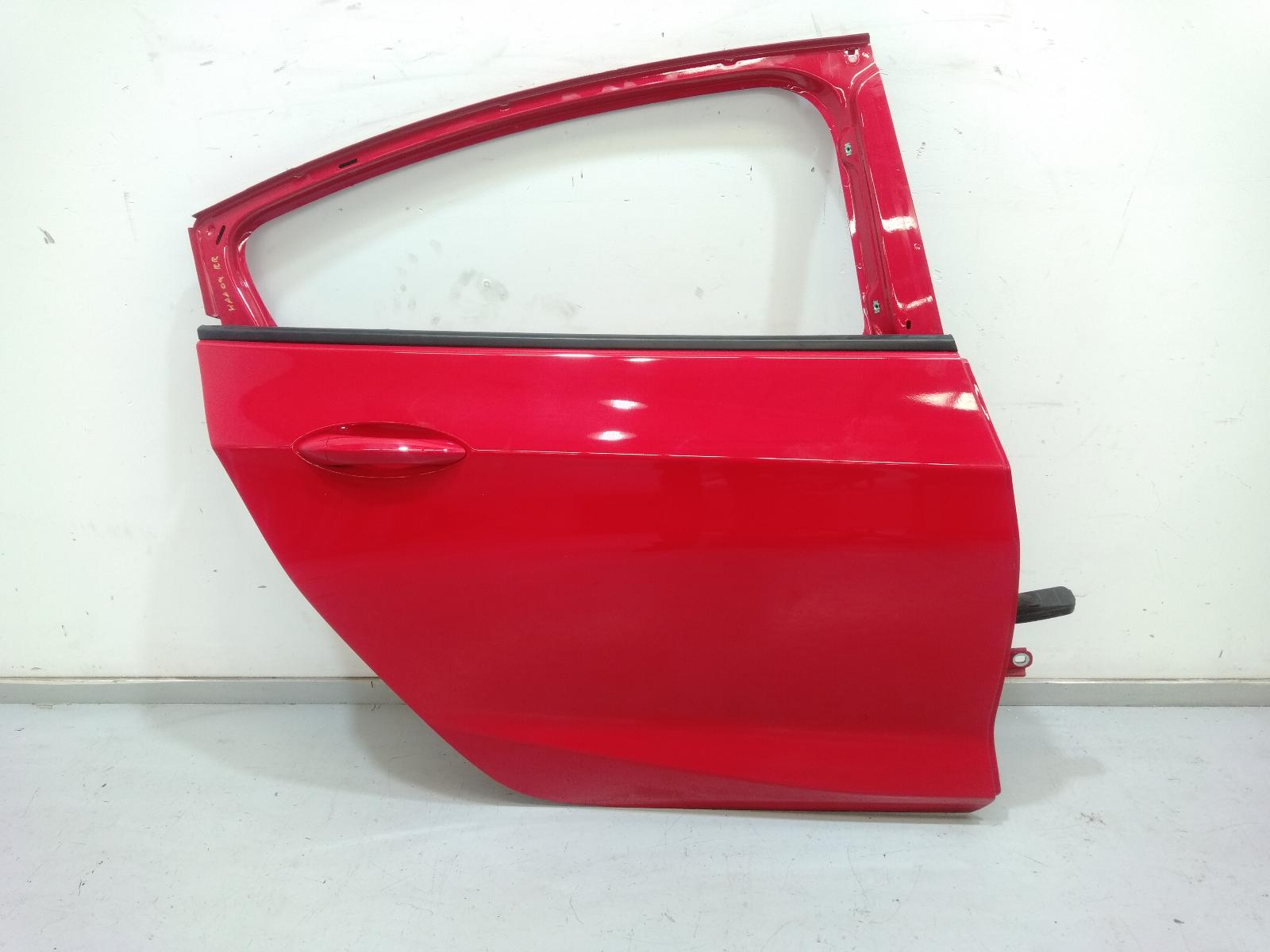 Right_Rear_Door_Sliding