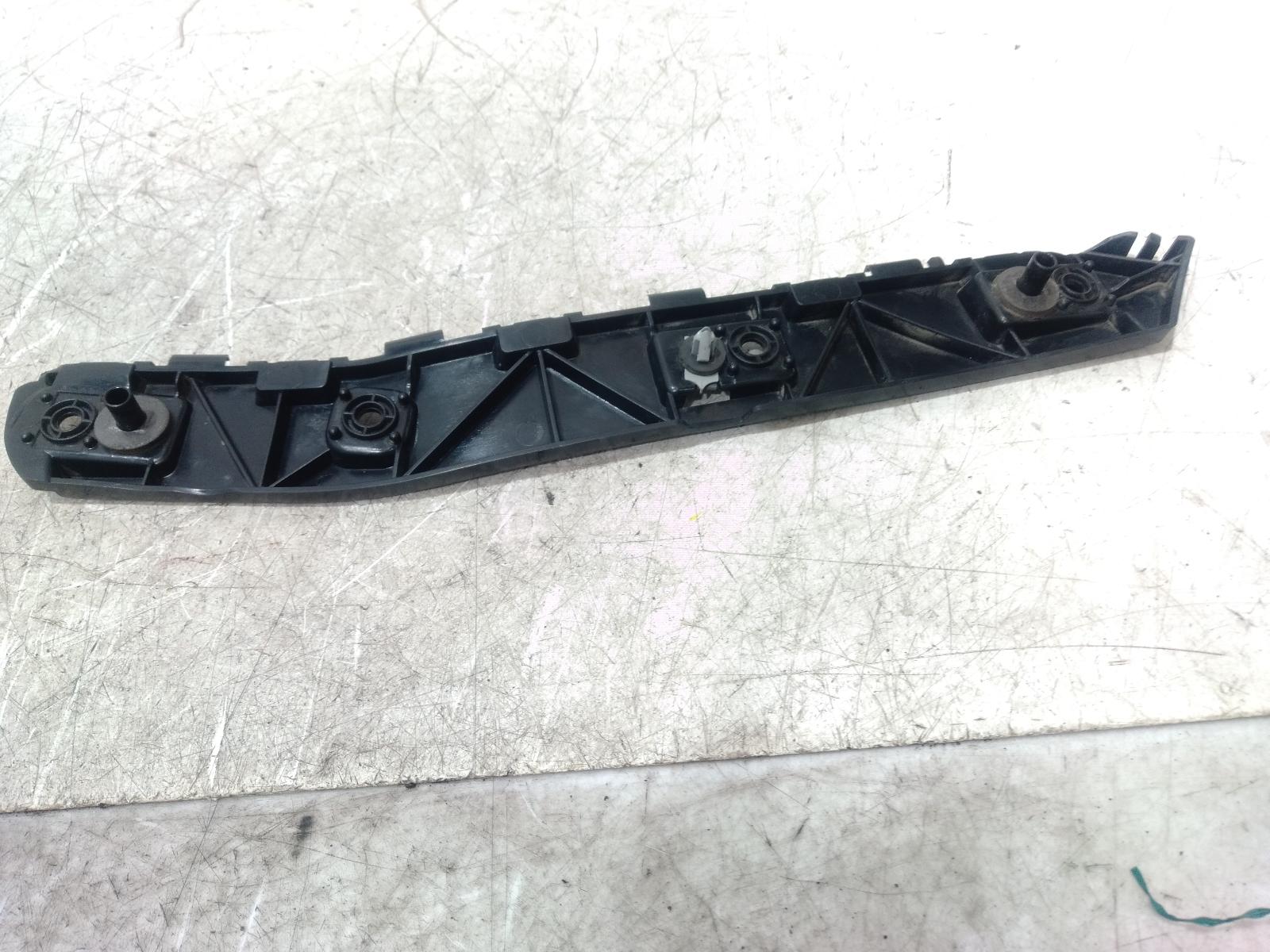 R Bar Bracket Reinfo