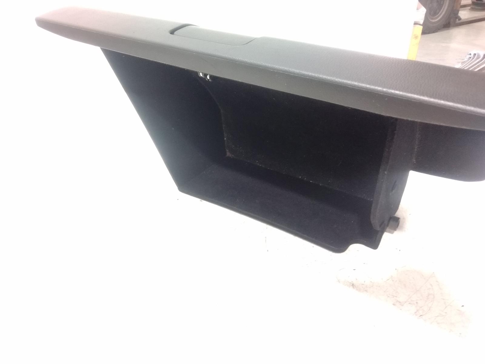 Glove_Box