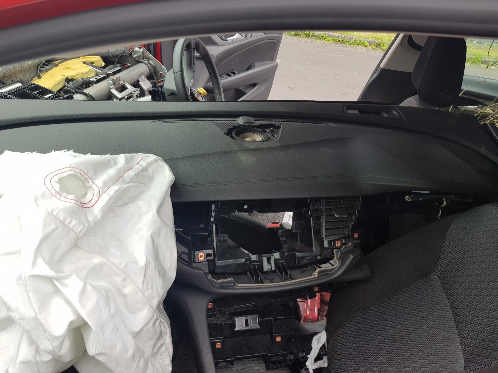 Holden Commodore - Other