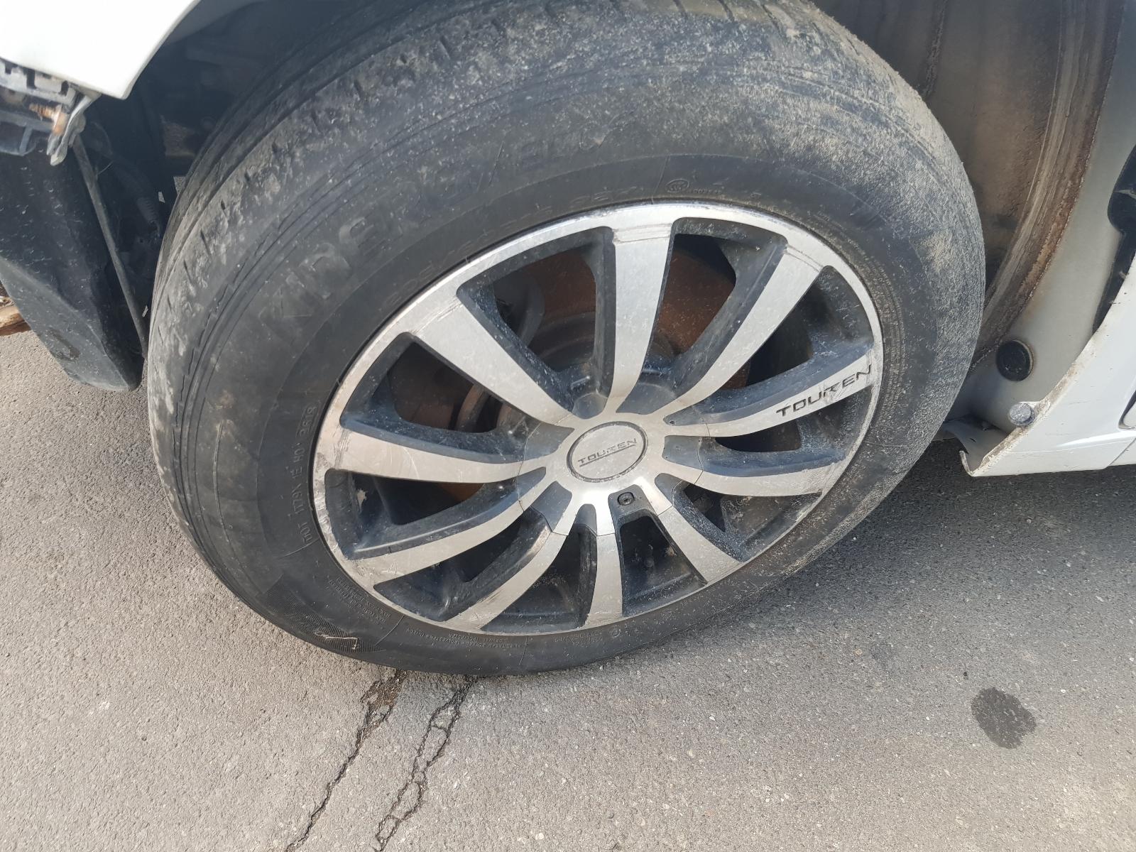 Holden Cruze - 2009-Present