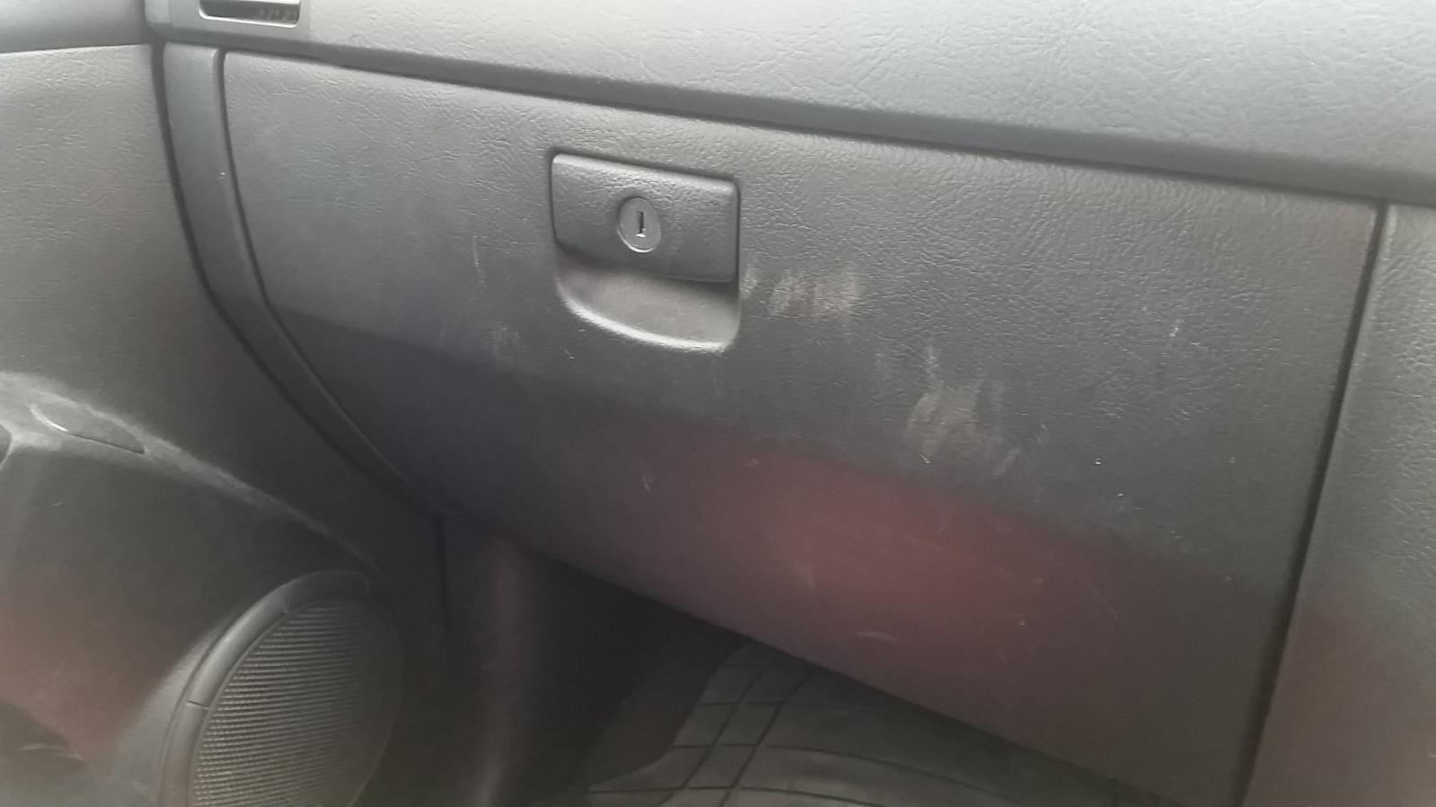 KIA Sorento - 1st Gen 2002-2009