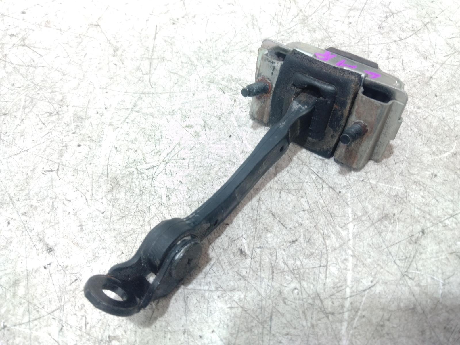 Door Hinge Runner