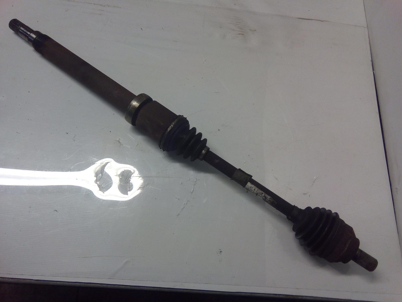 PartsWorld Drive Shaft parts for Ford Focus LTLV 20082011 series